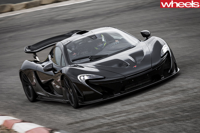 Mc Laren -P1-driving .-frontjpg