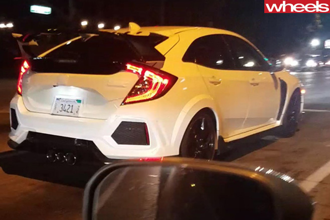 2017-Honda -Civic -Type -R-spy