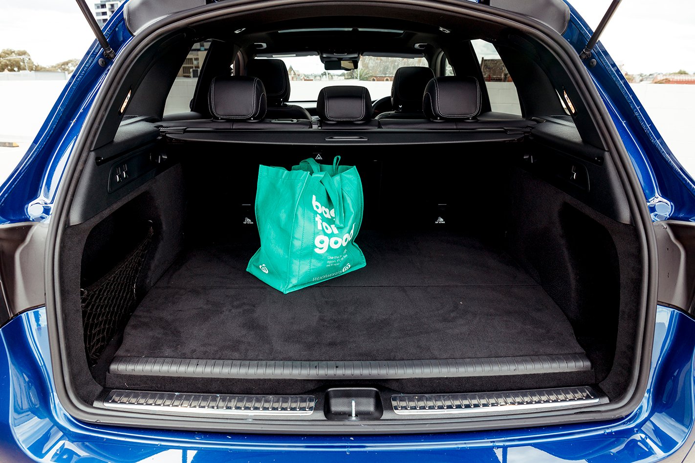 Mercedes-Benz GLC 300e boot space