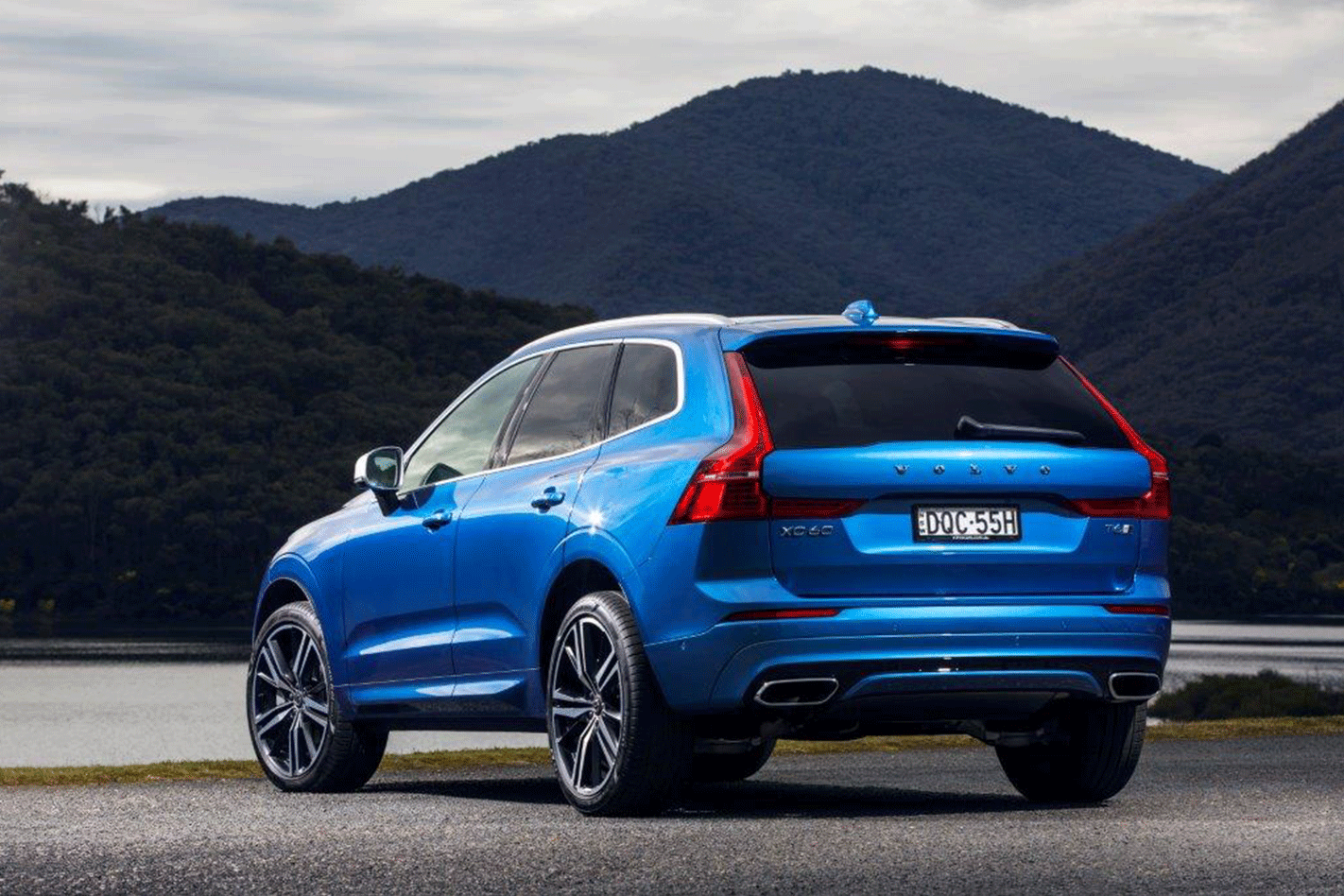 2018 XC60 T6 R Design Rear