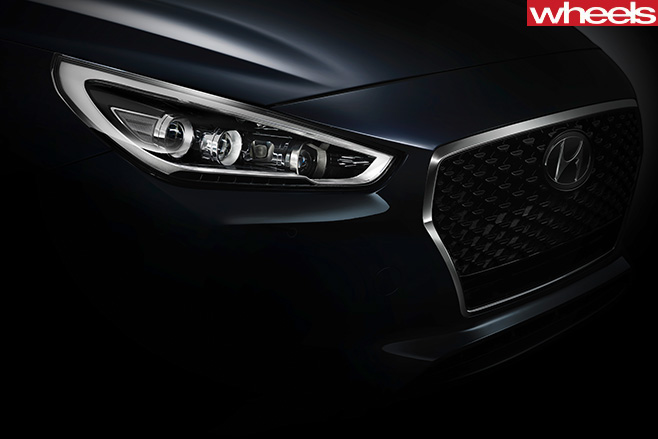 Hyundai -i 30-fascia -side