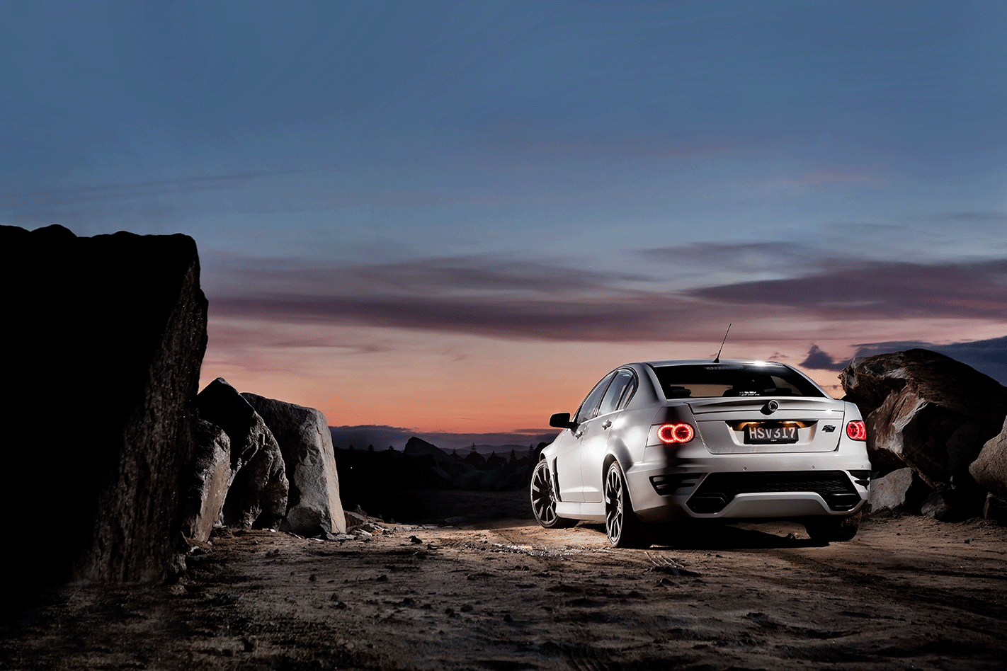 HSV Black Edition Hill