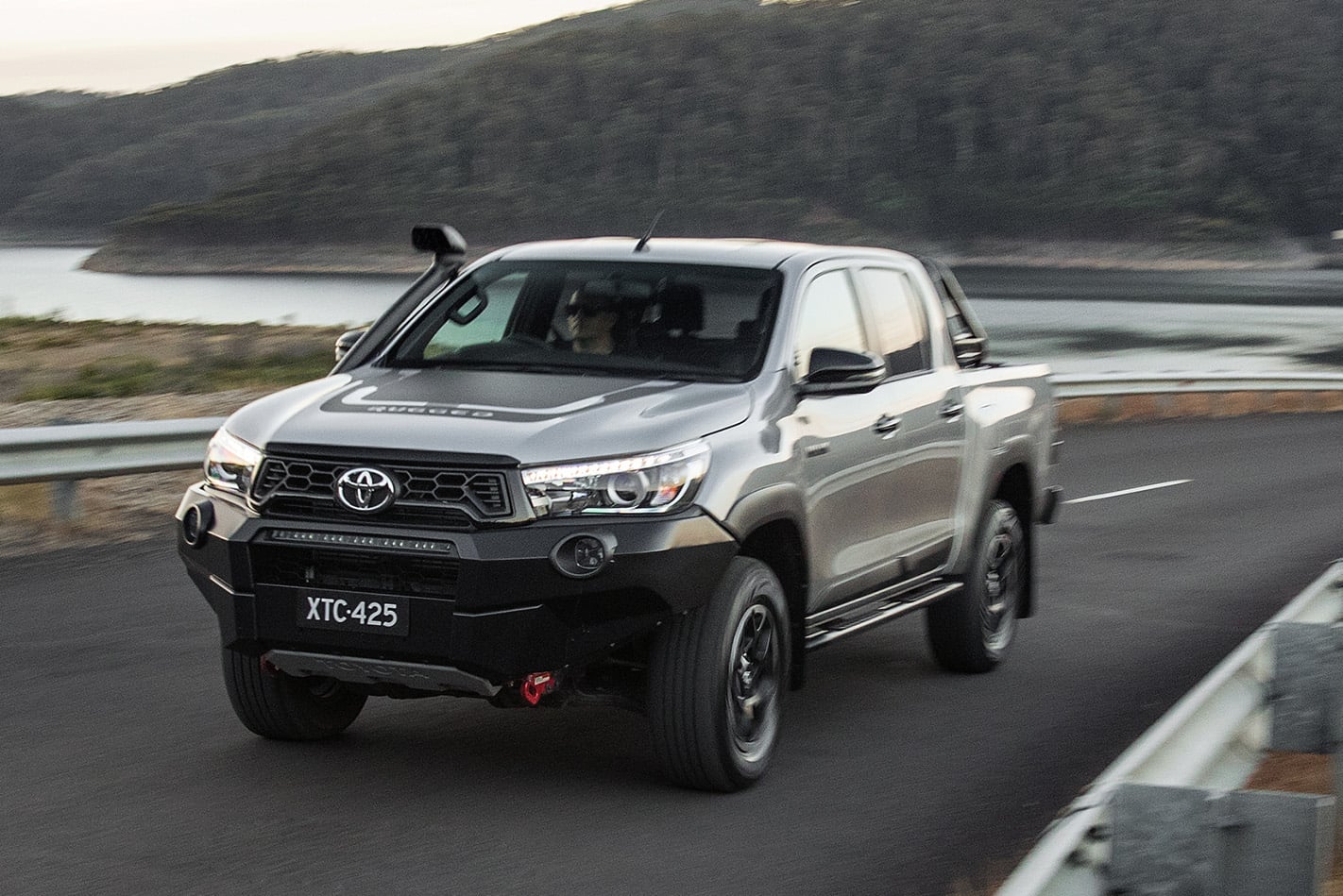 Toyota Hilux Rugged X