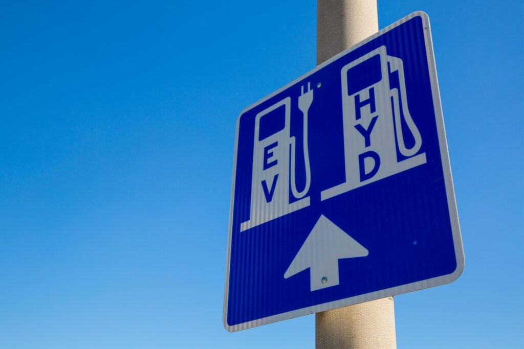 Hydrogen fuel cell storage