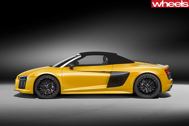 Audi -R8-Spyder -side