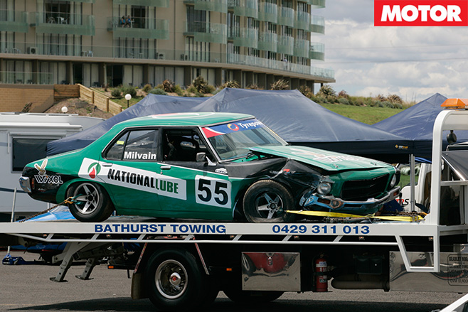 Holden hq racing 2