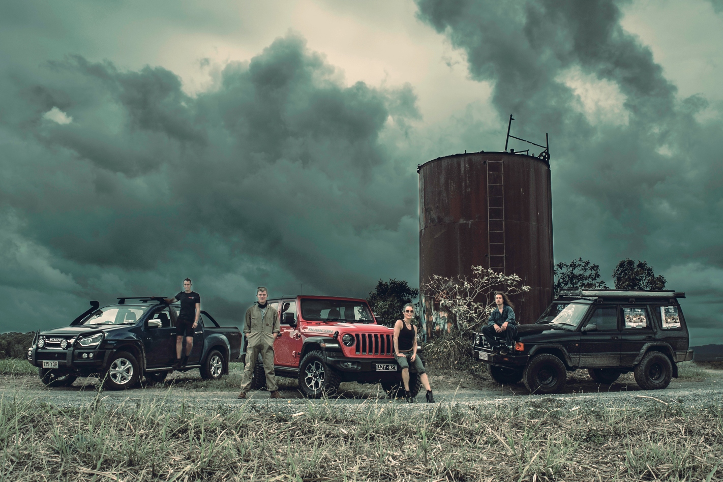 Wrangler vs D-Max zombie apocalypse