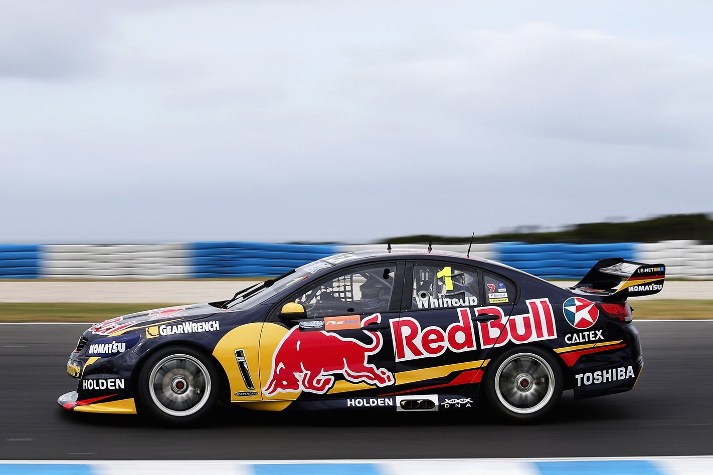 2013-Holden-VF-Commodore-V8-Supercar-side.jpg
