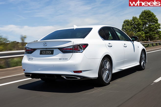 Lexus -gs 200t -rear