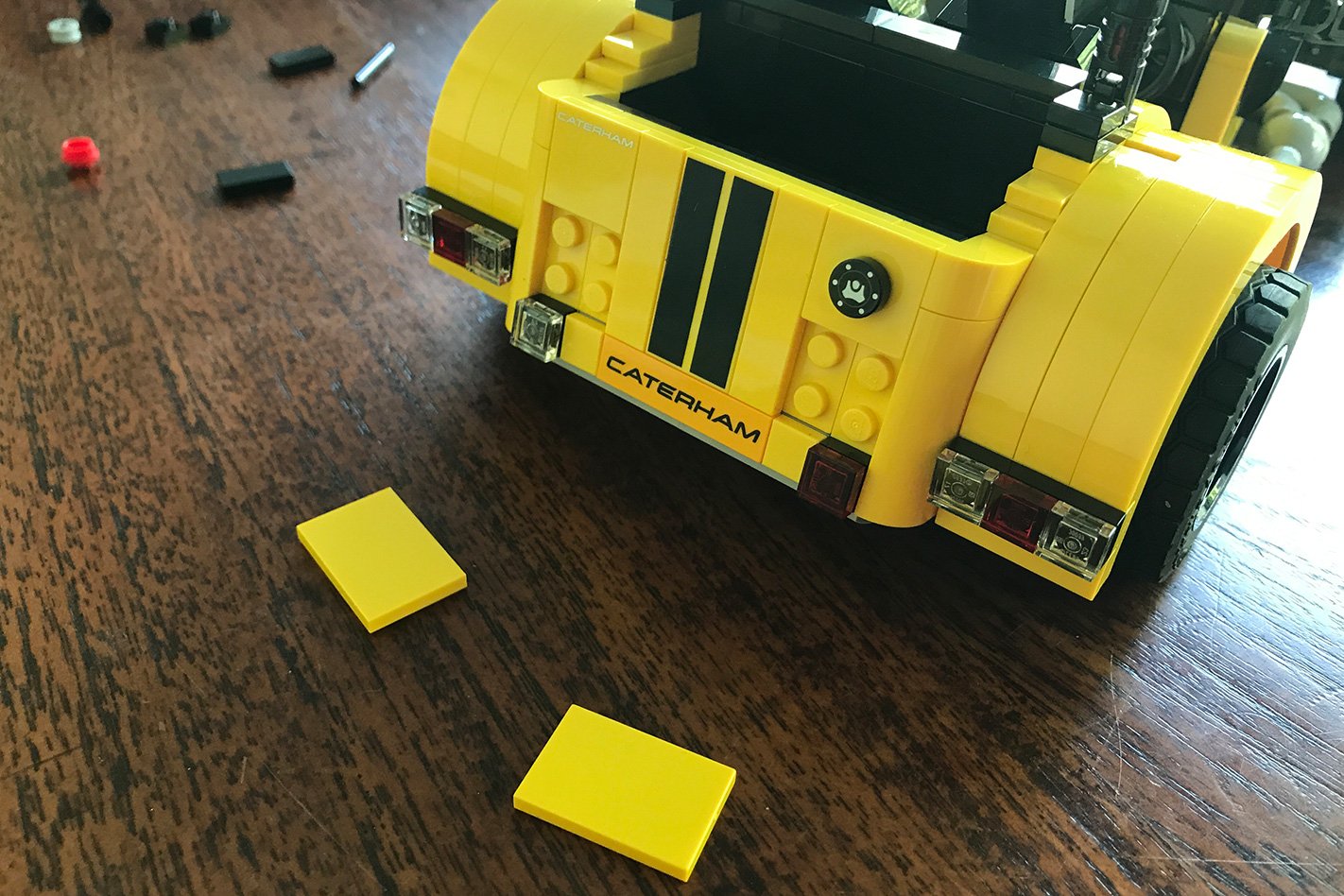 LEGO Caterham 620R rear parts