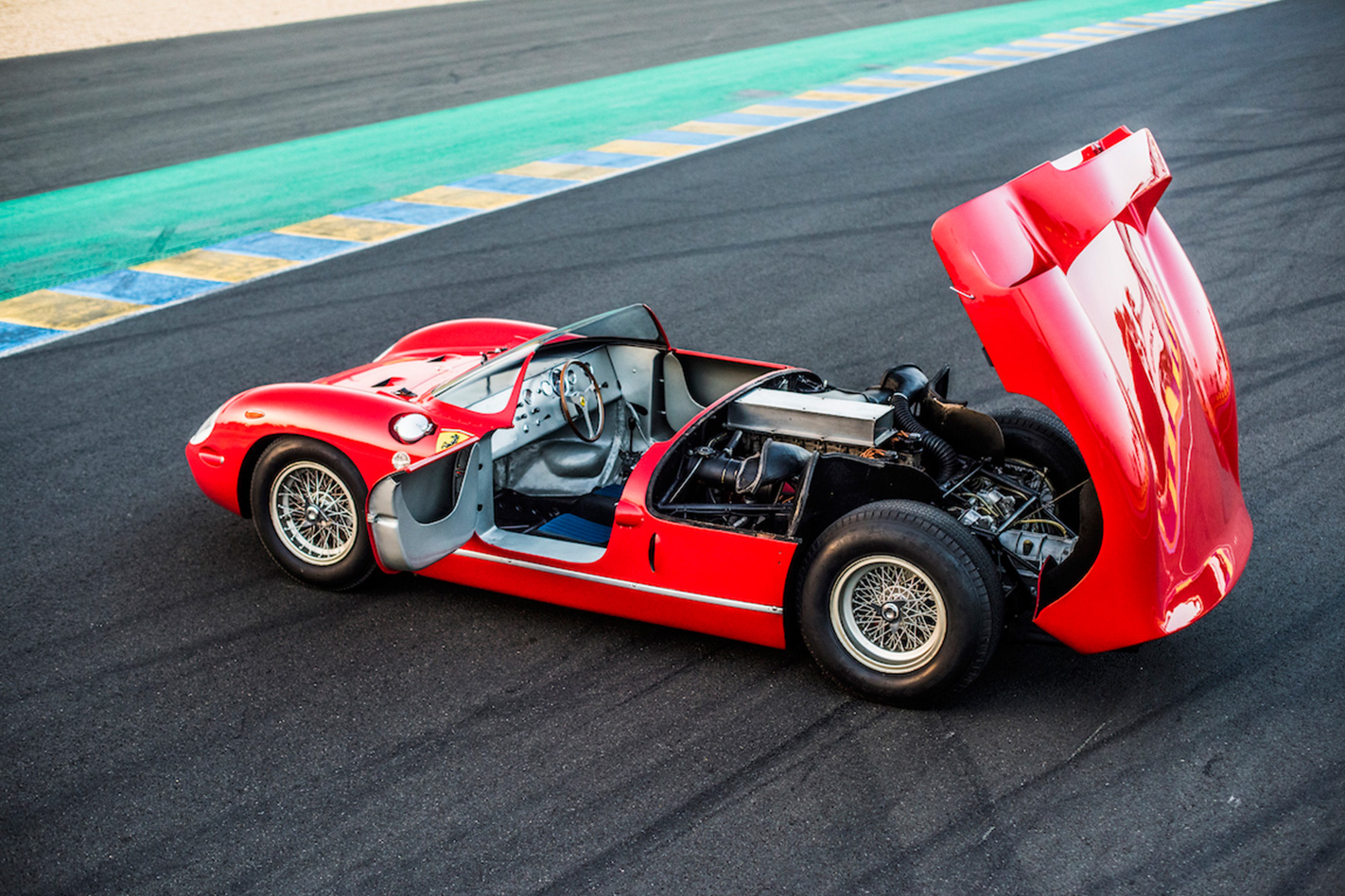 ferrari 275 p inside