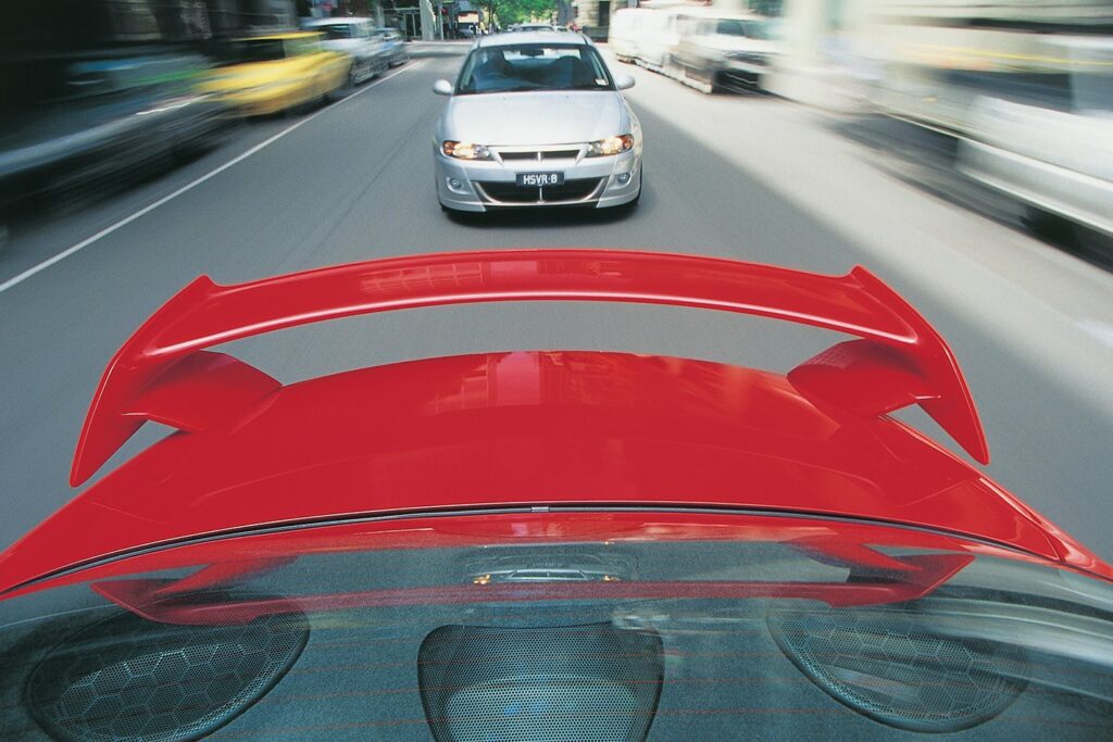 Archive: Tickford TE50 vs HSV Clubsport R8