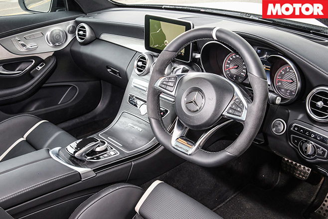 Mercedes -AMG-C63-S-Coupe -vs -BMW-M4-Competition -mercedes -interior