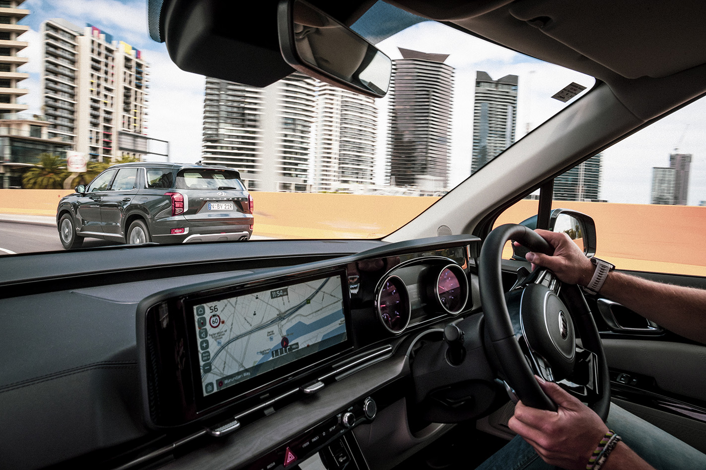Kia Carnival driving