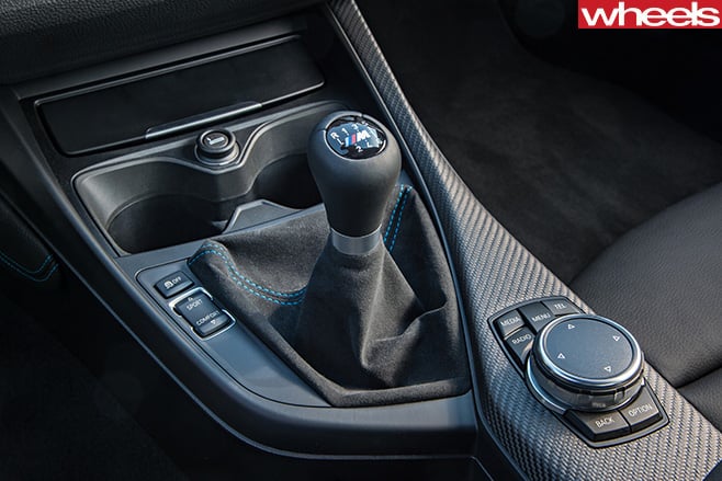 BMW-M2-gear -stick