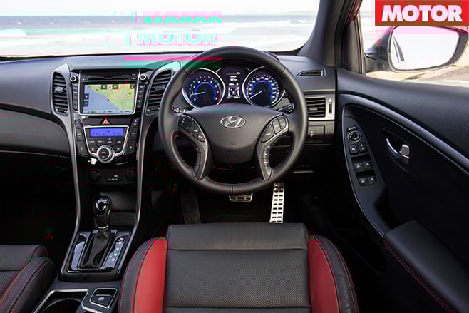 Hyundai i30 SR interior