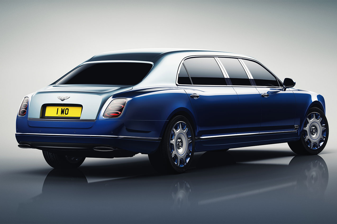 Bentley -Mulsanne -Grand -Limousine -rear