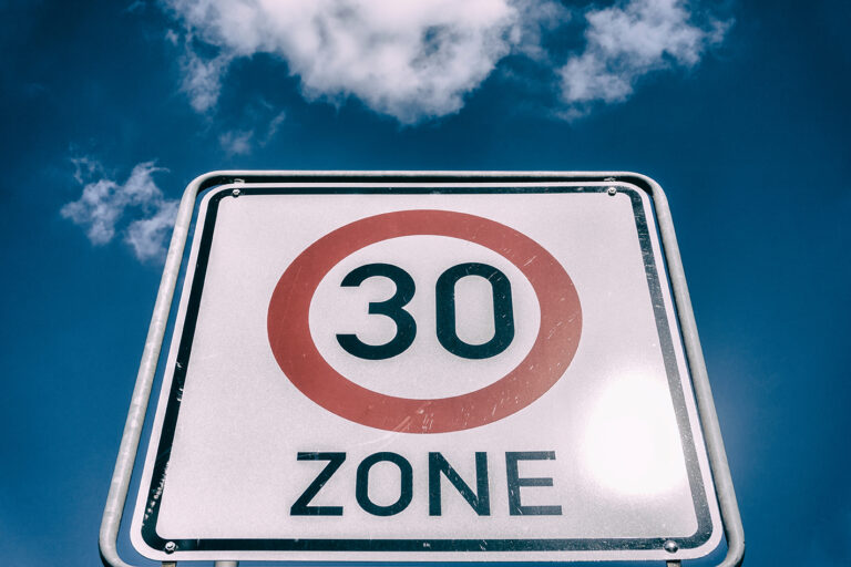 Speed limits: How does Australia compare with the world?