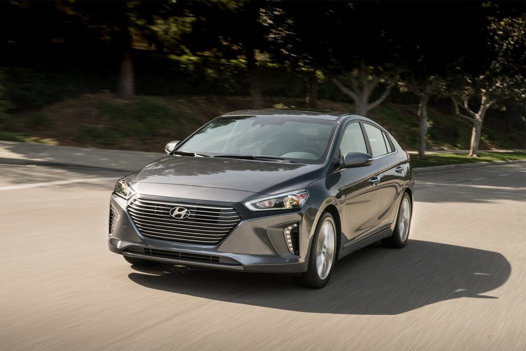 2017 Hyundai Ioniq to keep all-electric option open