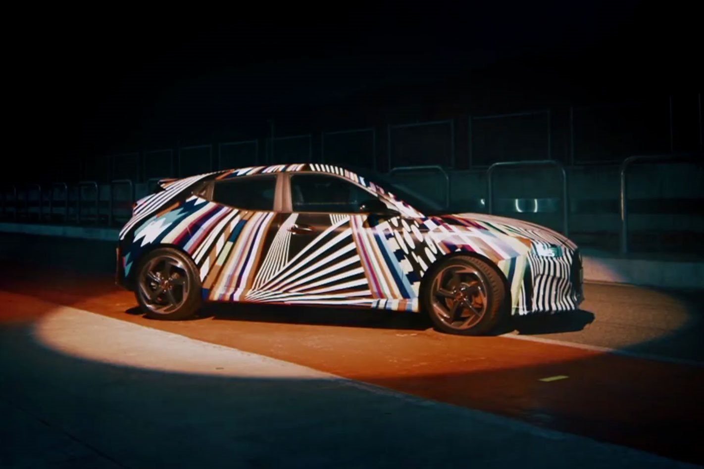2018 Hyundai Veloster N_static side