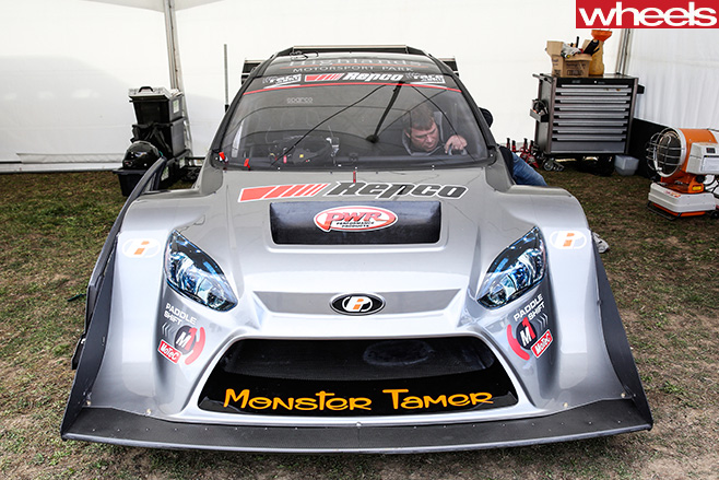 Tony -Quinn -in -race -to -sky -car