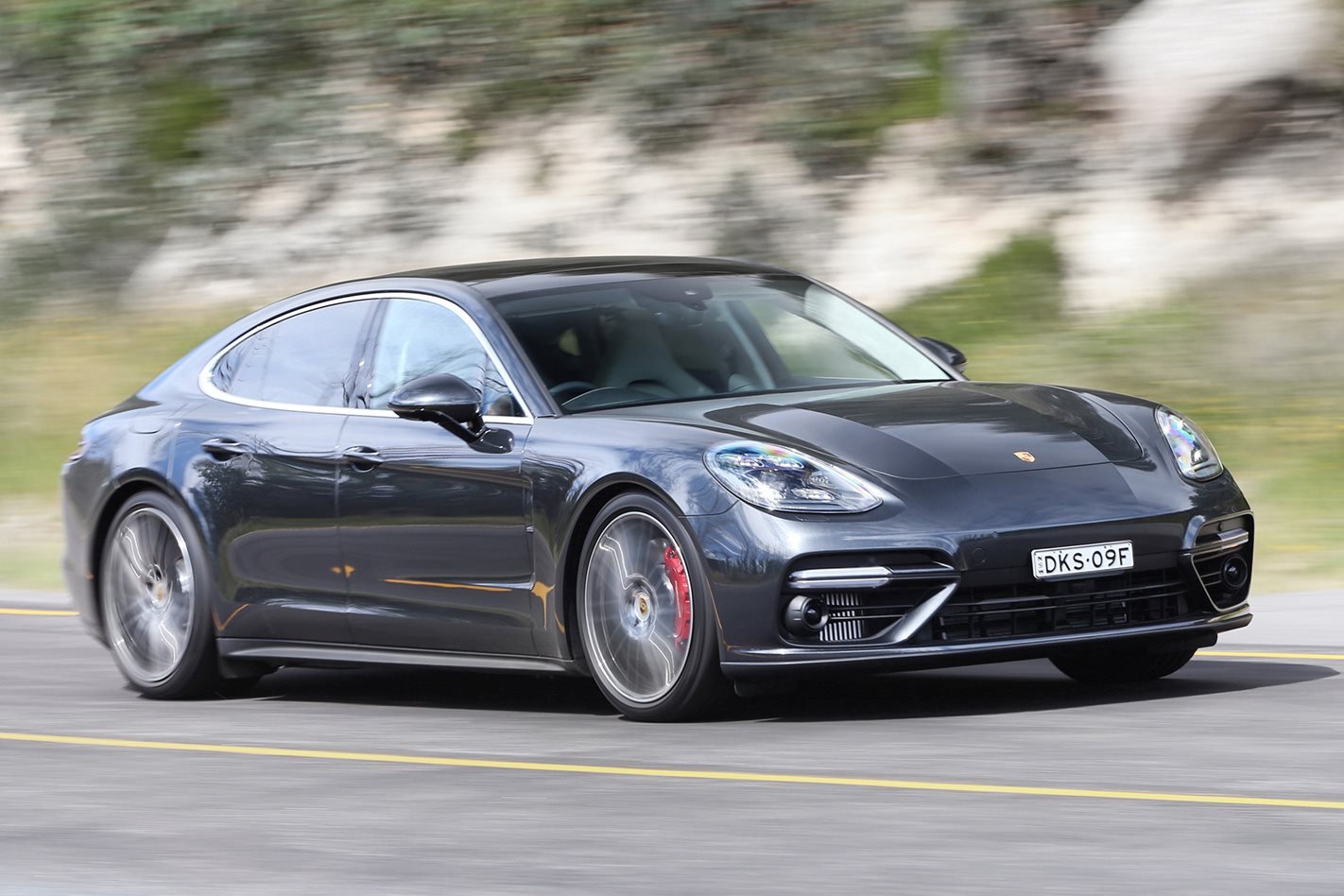 2017 Porsche Panamera review