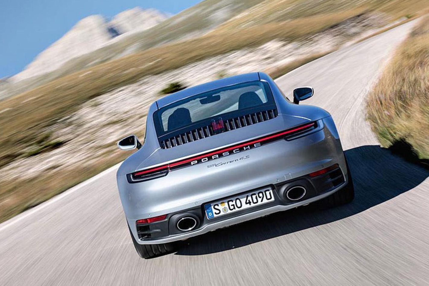 porsche 911 cornering