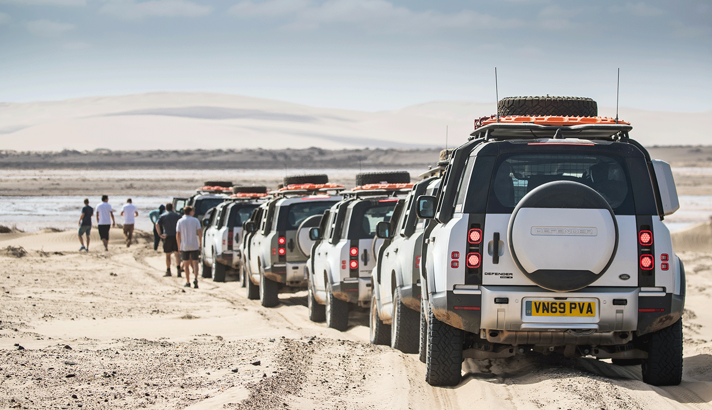 LandRover Defender Convoy