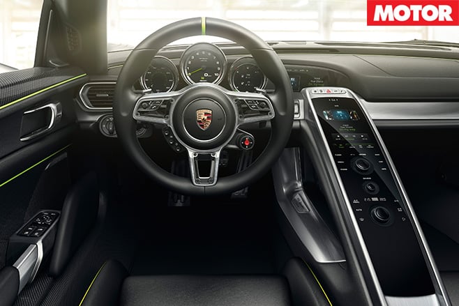 Porsche 918 Spyder interior