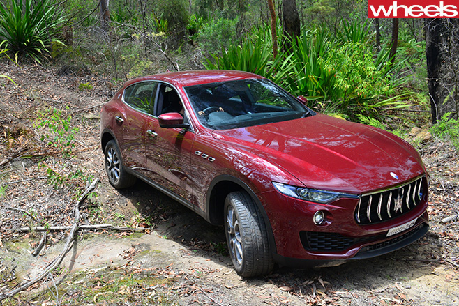 2017-Maserati -Levante -driving