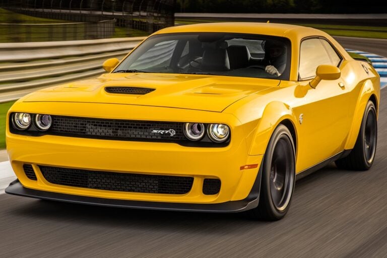 2017 Dodge Hellcat Widebody Review main