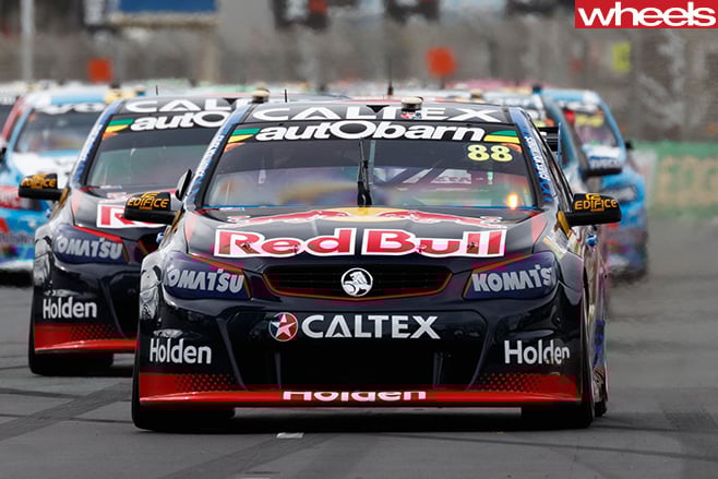 Holden -Commodore -V8-Supercars -Red -Bull