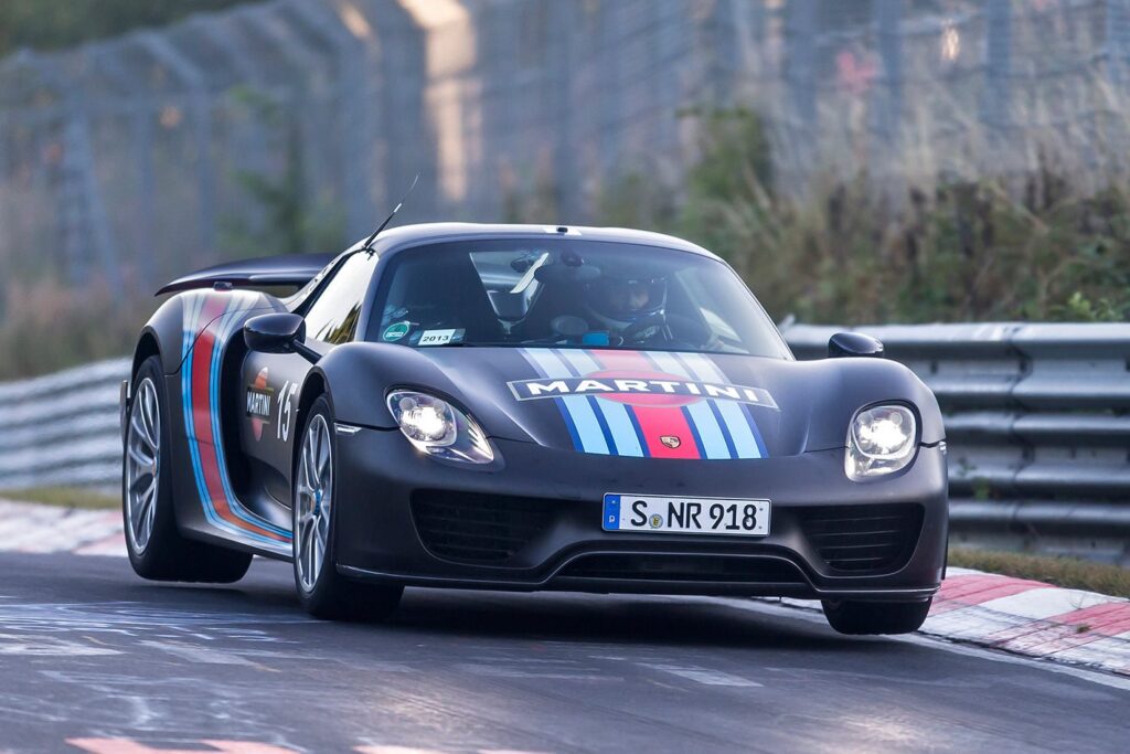 Porsche hybrid supercar