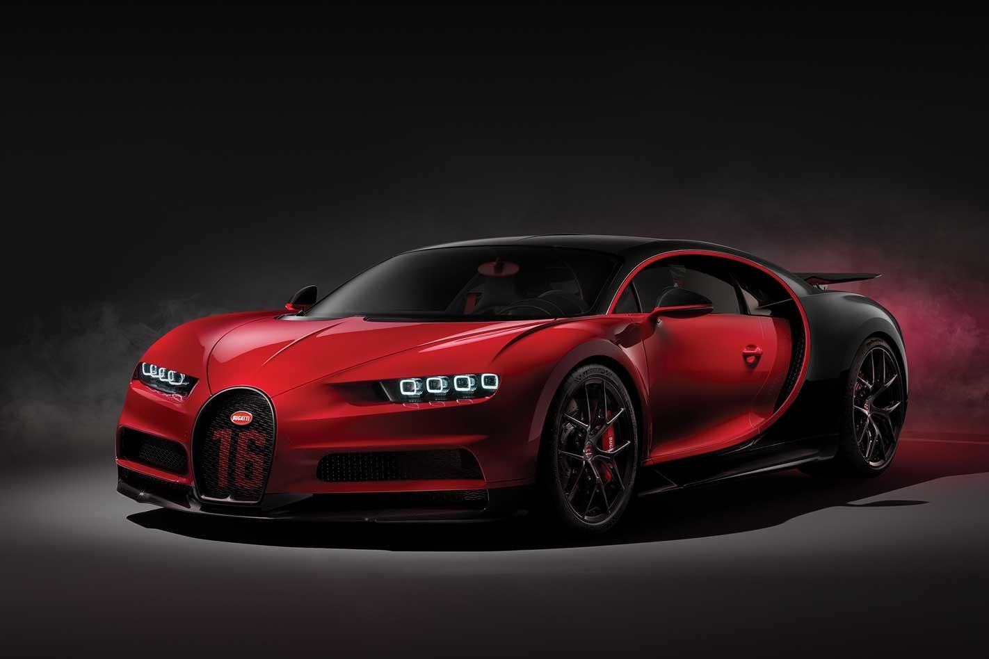 Bugatti Chiron Sport front side