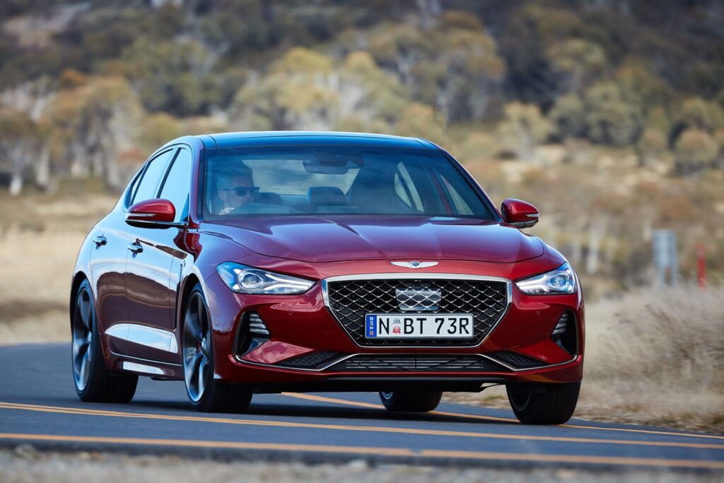 Hyundai Genesis G70 2.0T Sport