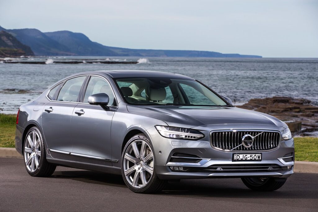 Volvo S90