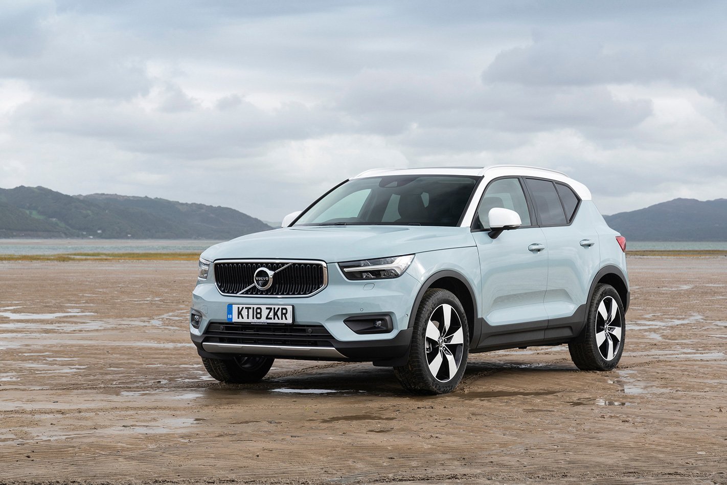 volvo xc40