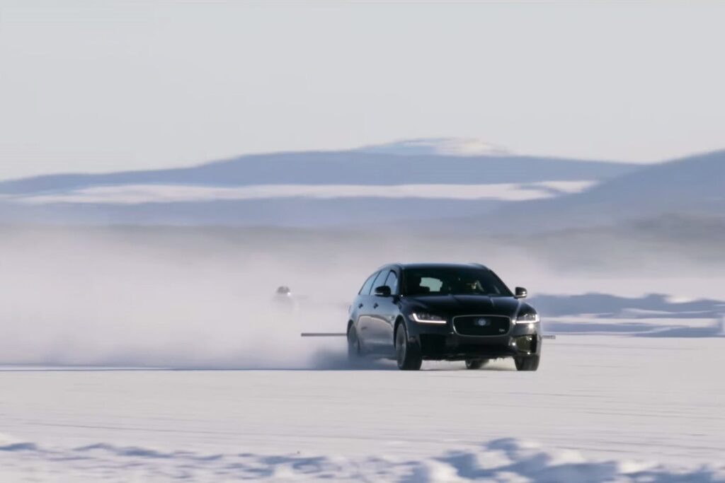 2018 Jaguar XF Sportbrake breaks record