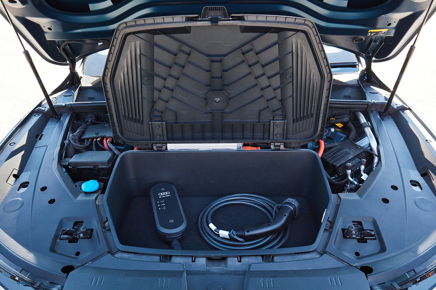 Audi e-tron frunk