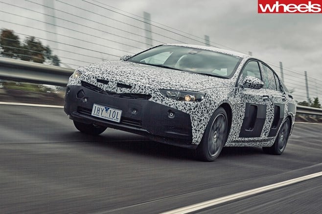2018-Holden -Commodore -driving -front