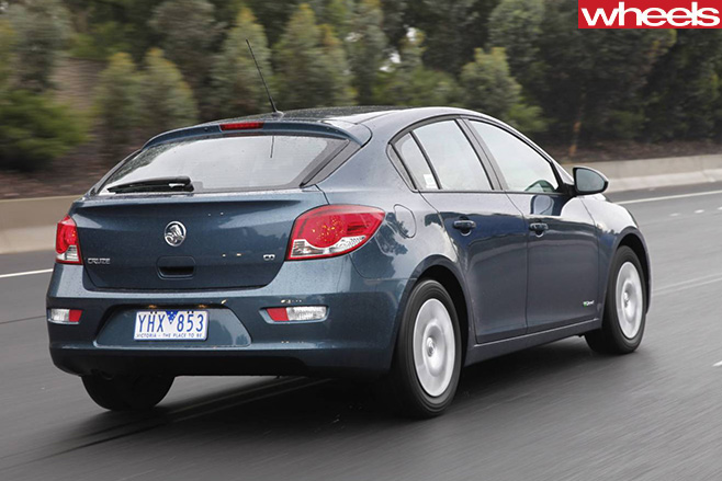 Holden -Cruze -driving -rear