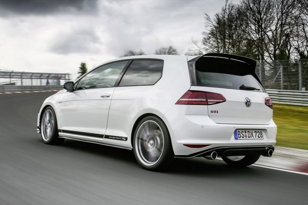 Volkswagen nabs Nurburgring front-drive record