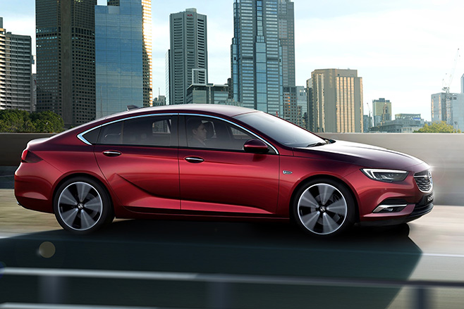 2018 Holden NG Commodore driving