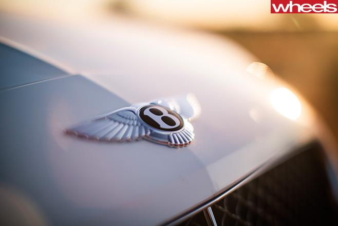 Bentley -Continental -logo -bonnet