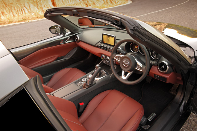 2017 Mazda MX-5 RF interior