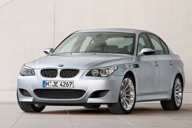 BMW M5 (E60)