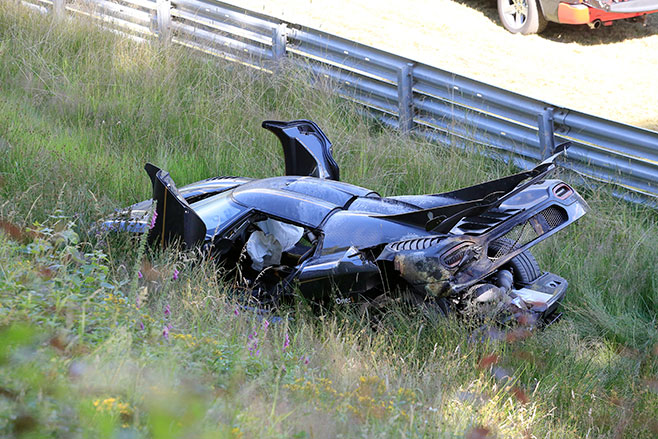 658_doors _Koenigsegg -One 1-Crash -004