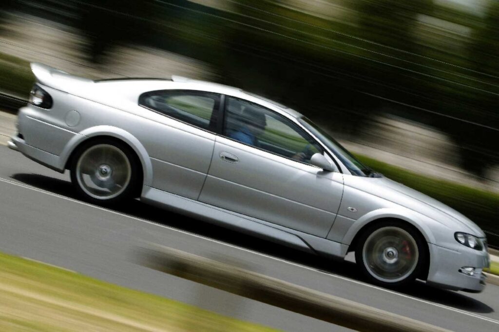 2004 HSV Coupe 4 first drive review classic MOTOR