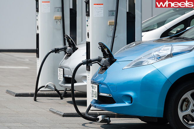 Toyota -Mirai -electric -charging