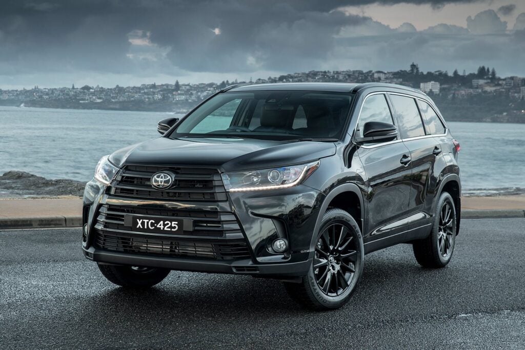 2019 Toyota Kluger Black Edition